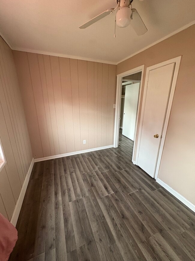 Building Photo - 3453 165th St