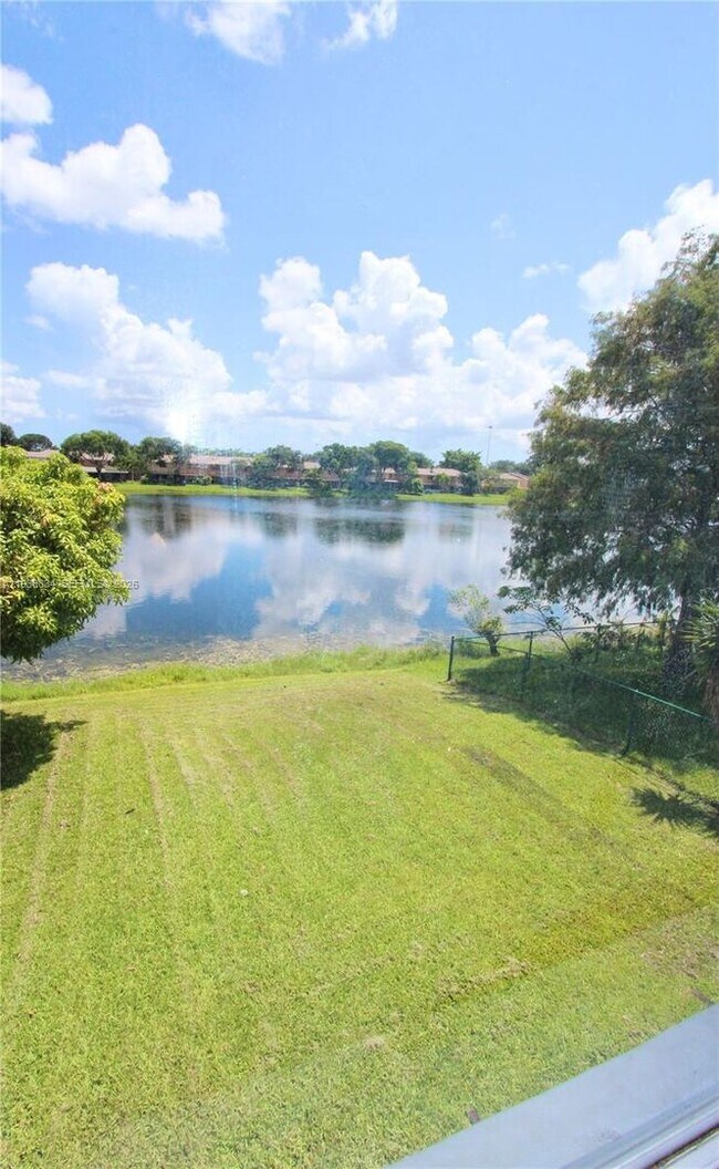 Building Photo - 239 NW 107th Ave