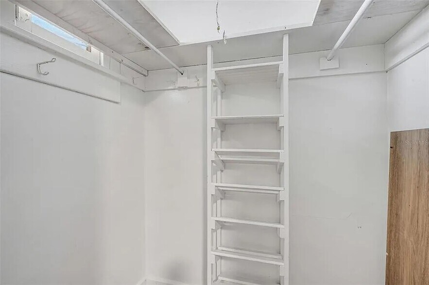 Building Photo - 7327 1st Ave N