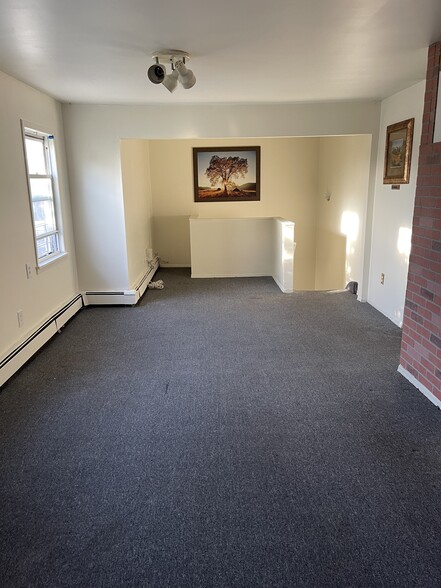 Building Photo - 34 Avenue A