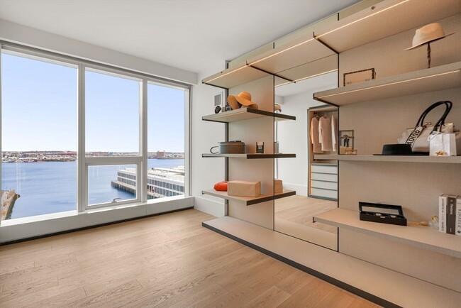 Building Photo - 150 Seaport Blvd