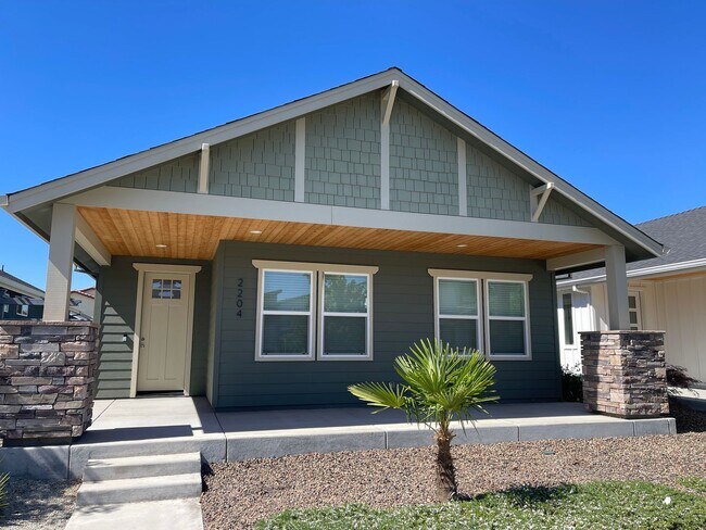 Primary Photo - Chico Home for rent, 3 bed 2 bath, garage,...