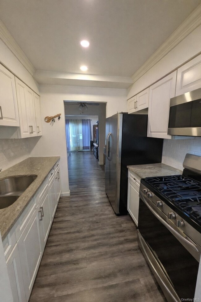 Building Photo - 4 McLaughlin Ave