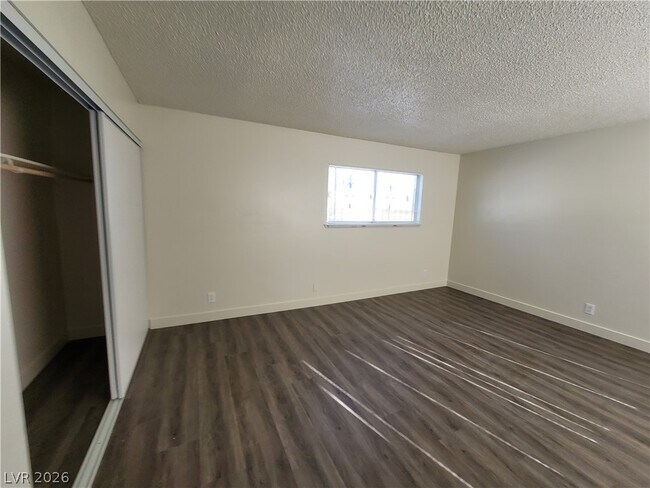 Building Photo - 3364 Royce Ct