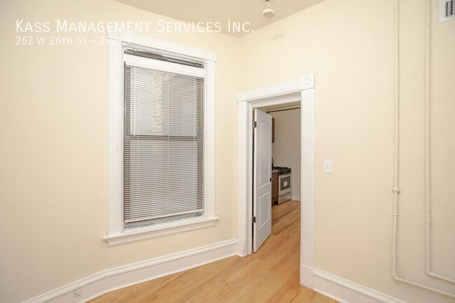 Building Photo - 262 W 26th St