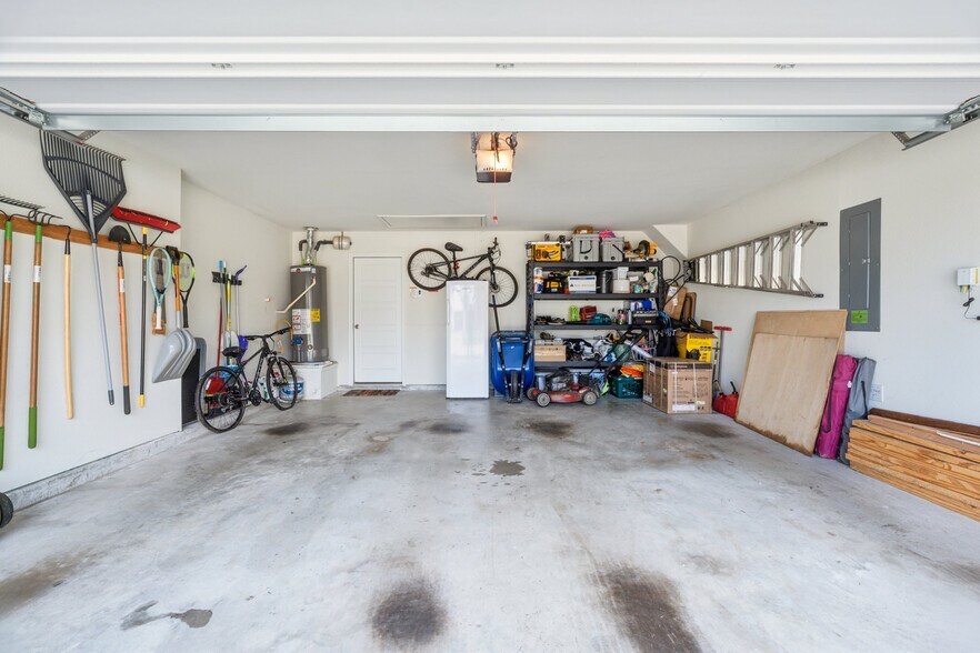 Building Photo - 3205 Rio Grande Rd