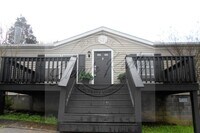 Building Photo - Three Bedroom, Ranch Style North Nashville...