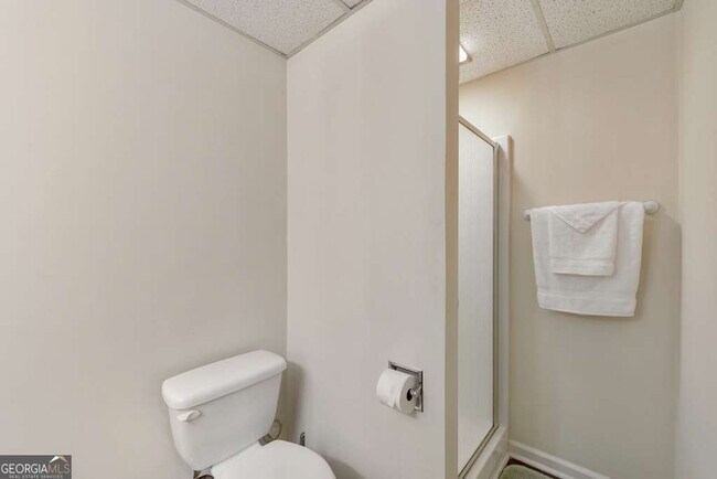 Building Photo - 1502 Rockcrest Way