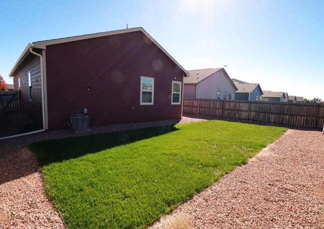 Building Photo - 6214 Meadowbank Ln