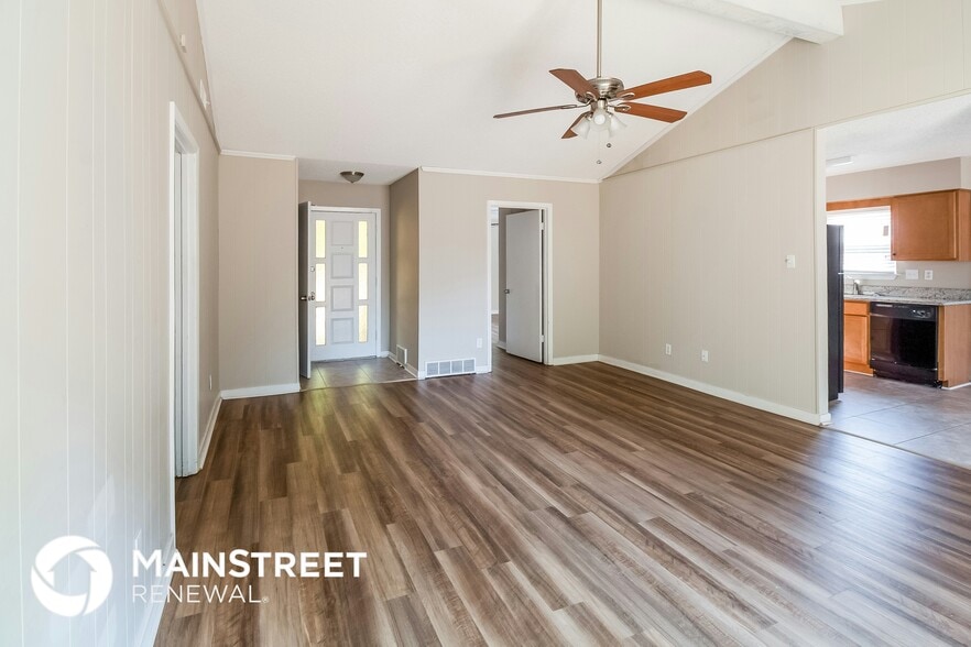 Building Photo - 7158 Rose Trail Dr