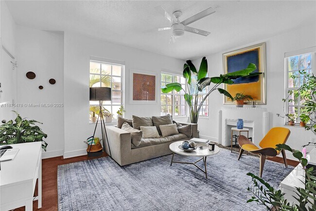 Primary Photo - 748 Euclid Ave