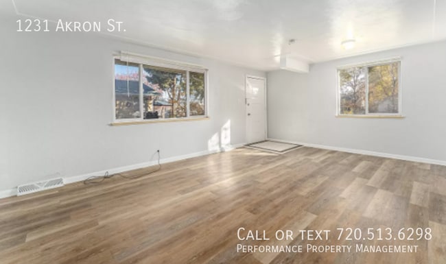 Building Photo - 1231 Akron St