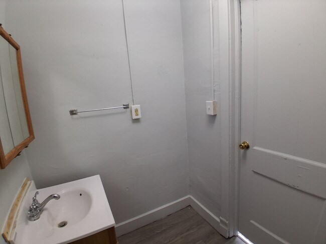 Building Photo - 425-3C Vermilion-N