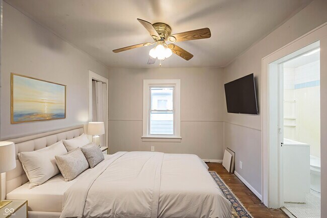 Building Photo - 2905 E 17th St