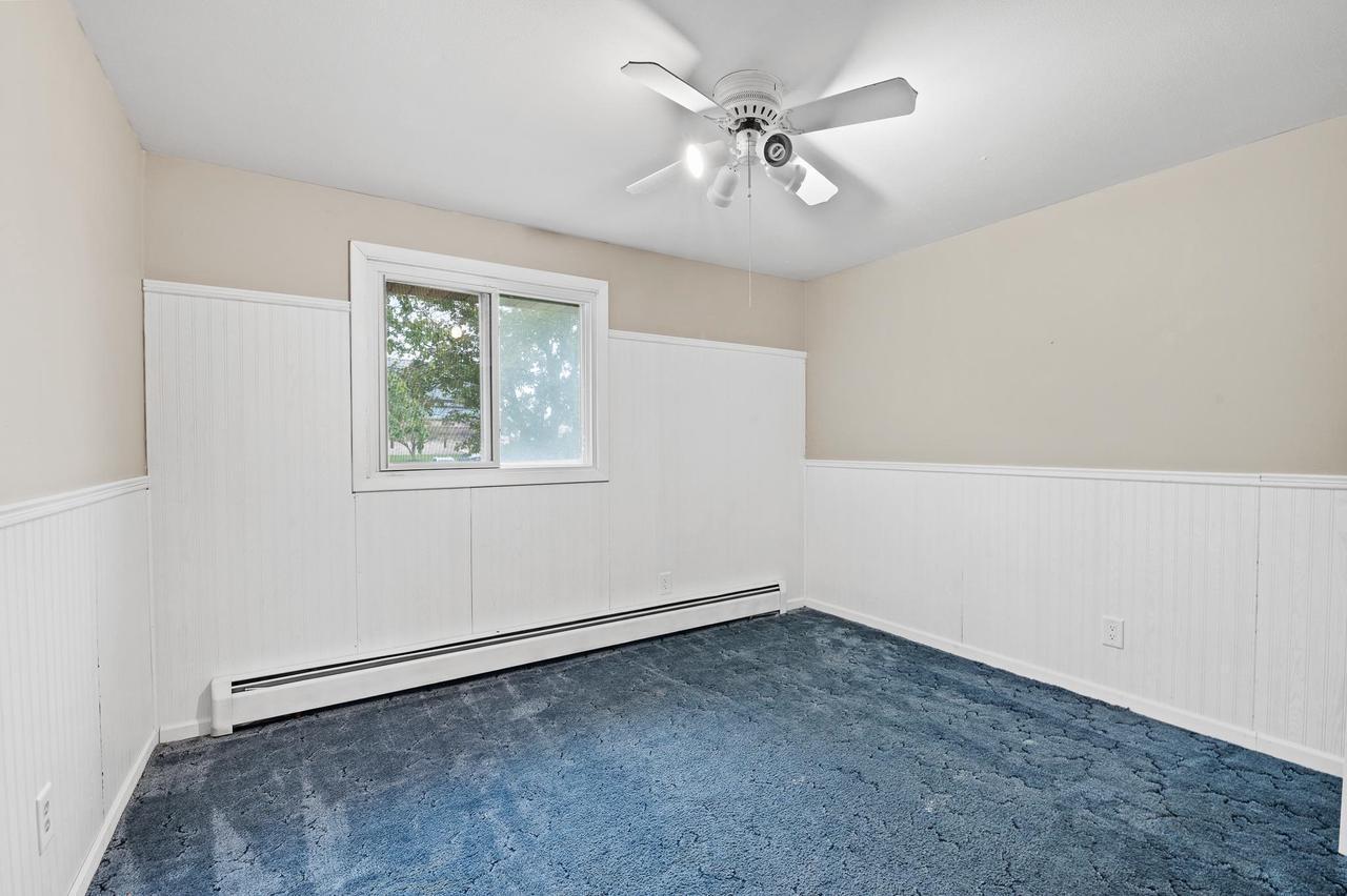 Building Photo - 1110 Lourdes Ave