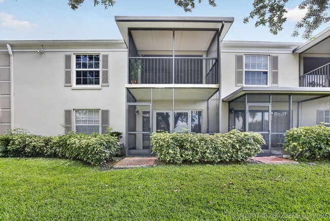 Building Photo - 9101 Jacaranda Ln