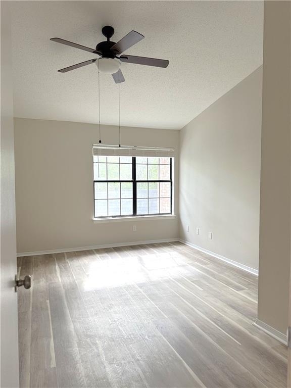 Building Photo - 5900 Grelot Rd