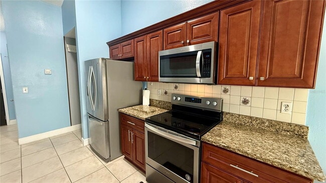 Building Photo - 2482 Quail Run Blvd N