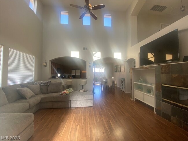 Building Photo - 158 Rocky Star St