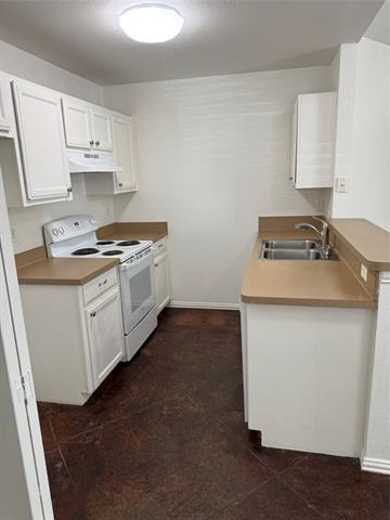 Building Photo - 521 Oakwood Ln