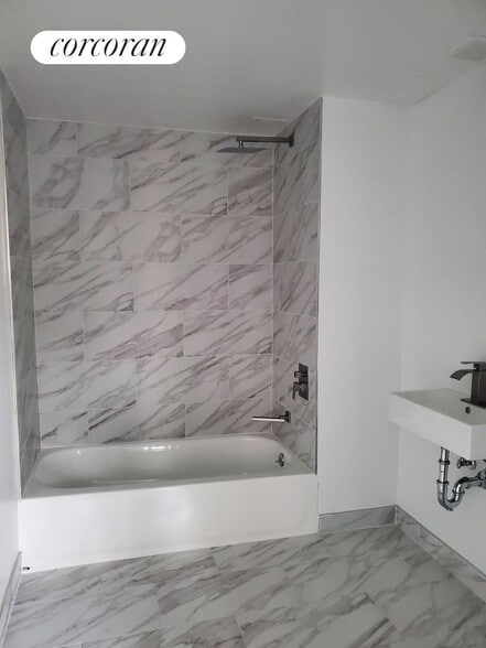 Building Photo - 170 Marcy Ave