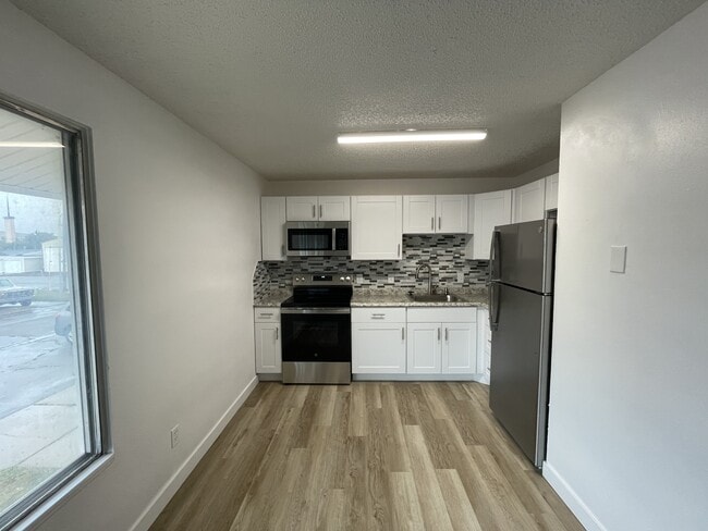 Primary Photo - 116 Lilac Way
