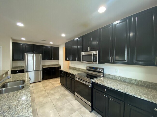 Building Photo - 2851 Moonstone Bend