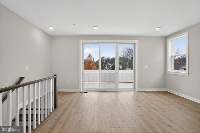 Building Photo - 3612 Farr Ave