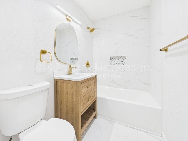 Building Photo - 4730 Richmond Ave