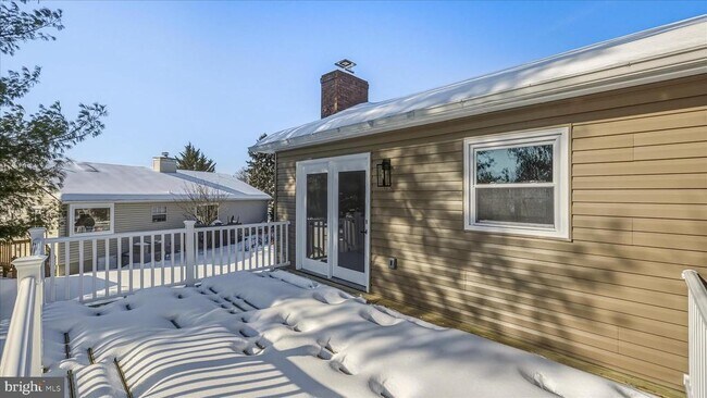 Building Photo - 110 Elaine Dr