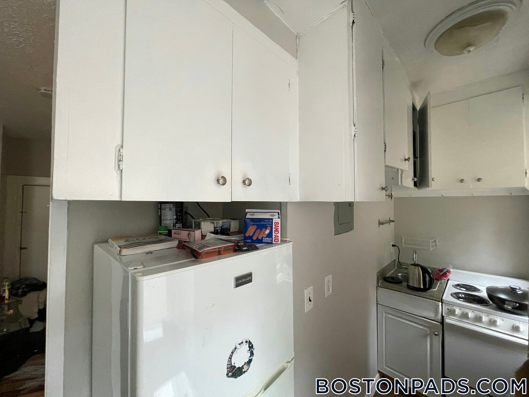 Building Photo - 41 Anderson St