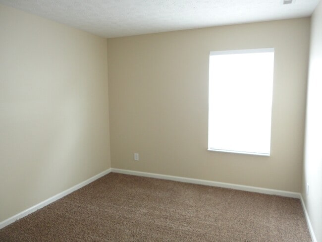 Building Photo - 1046 Swinton Way