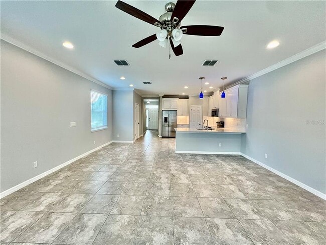 Building Photo - 26340 Limestone Spgs Wy
