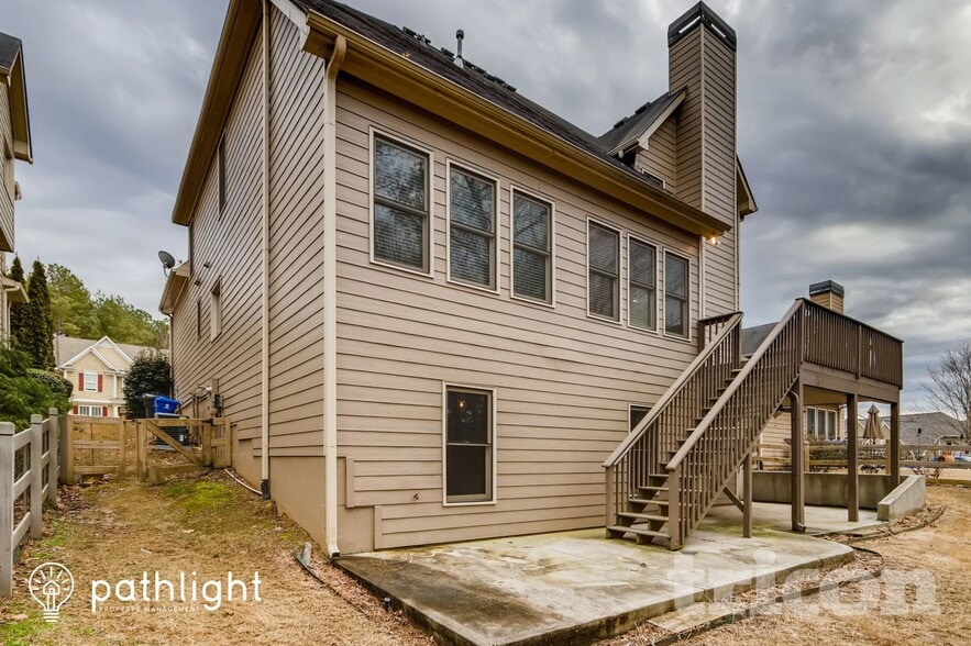 Building Photo - 567 Blackberry Run Trail