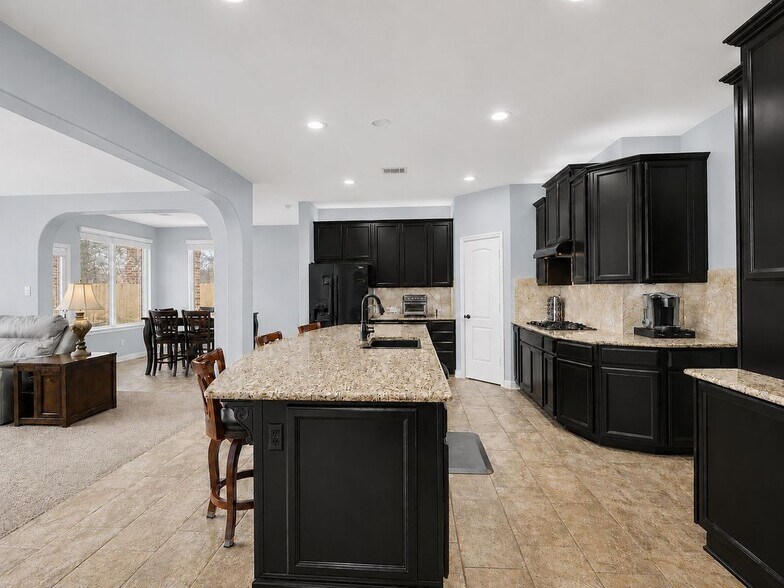 Building Photo - 20614 Barchan Point Way