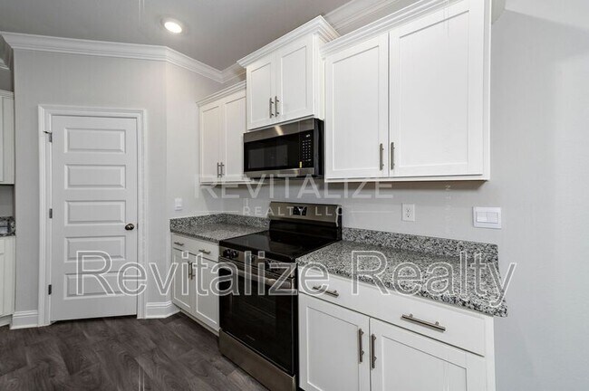 Building Photo - 14578 Dayton Cir