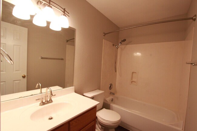 Building Photo - Hutto 3BR Gem ~ Open Layout, Large Yard & Prime Location
