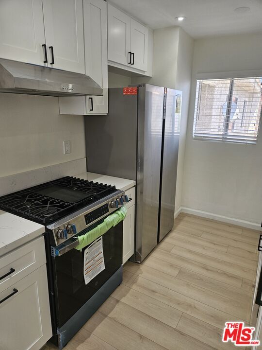 Building Photo - 10836 Camarillo St