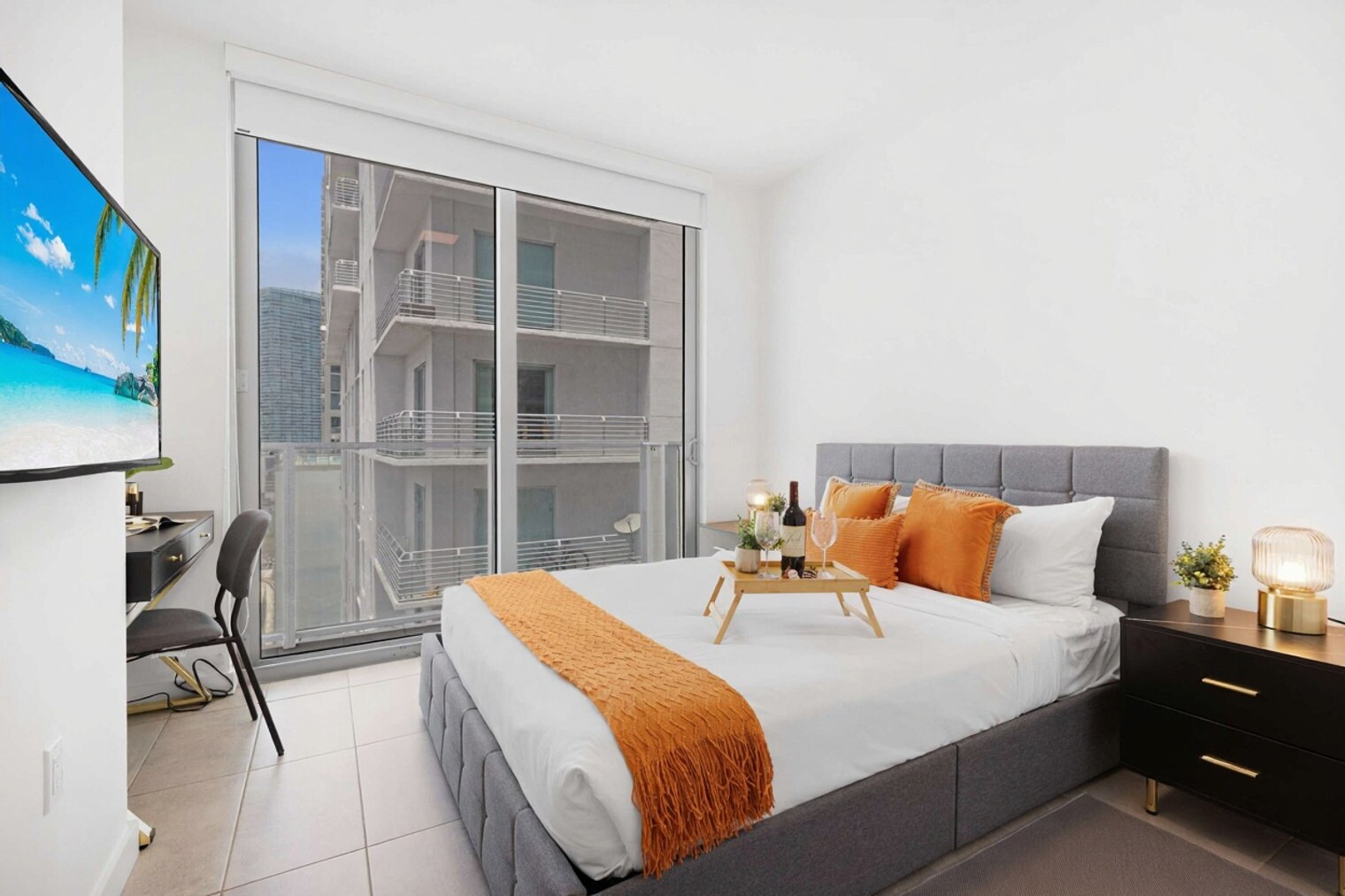 Building Photo - 227 NE 2nd St