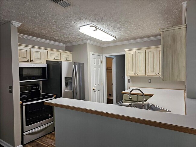 Building Photo - 3313 Beech Hollow Ct