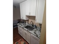 Building Photo - 2616 Harriet Ave