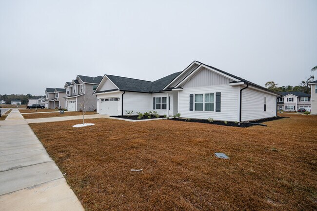 Building Photo - 106 Holland Dr