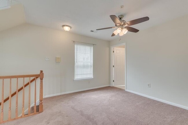 Building Photo - 5806 Riverfront Dr