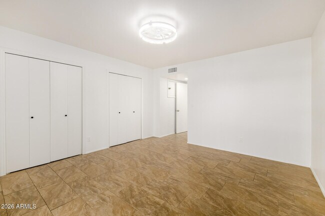 Building Photo - 3030 Hayden Rd