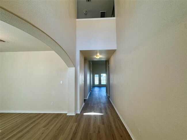 Building Photo - 18700 Windless Way