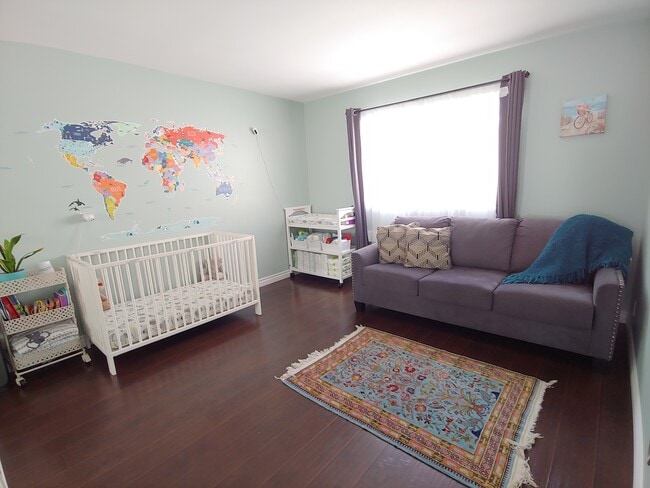 Building Photo - 5403 Newcastle Ave