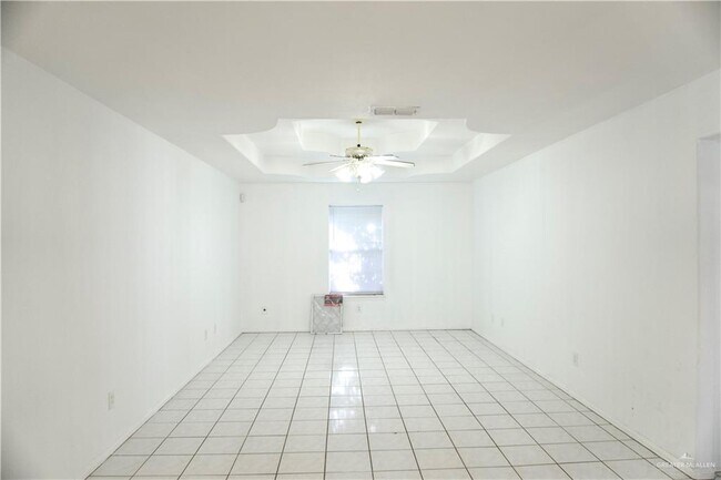 Building Photo - 26 Cedar Ave