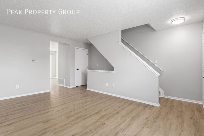 Building Photo - Available Now! Newly Renovated Townhomes L...