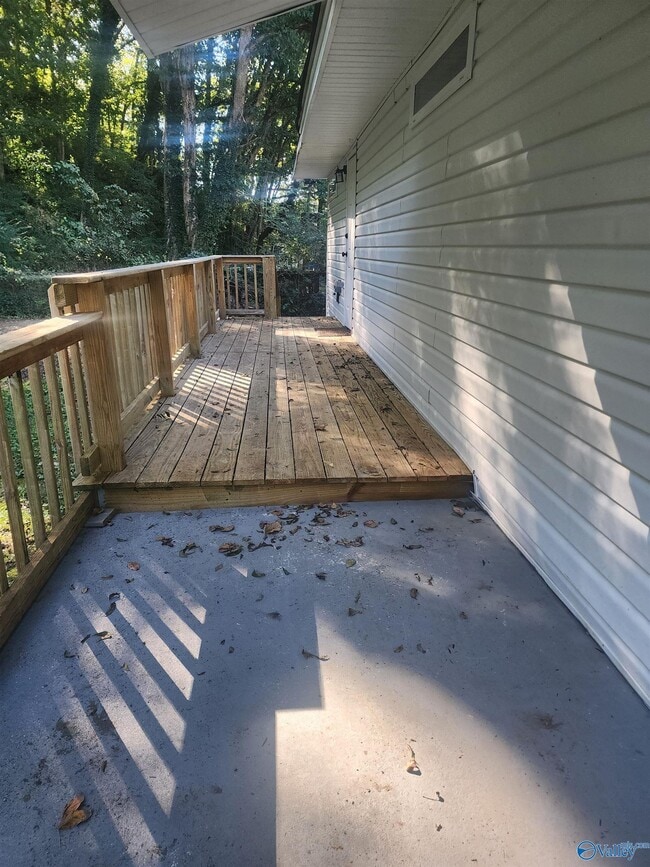 Building Photo - 2108 Pulaski Pike NW