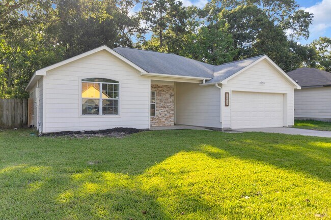 Building Photo - 16413 Danika Oak